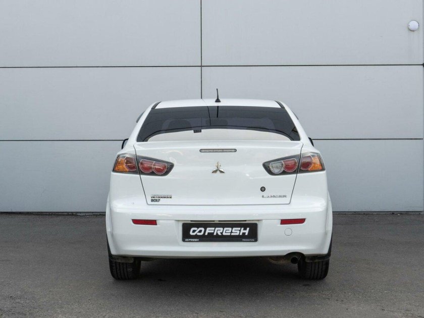 Mitsubishi lancer 2013