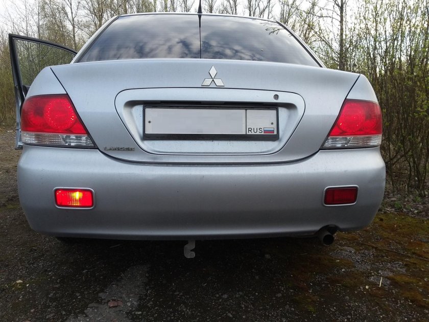 Lancer 9 зад