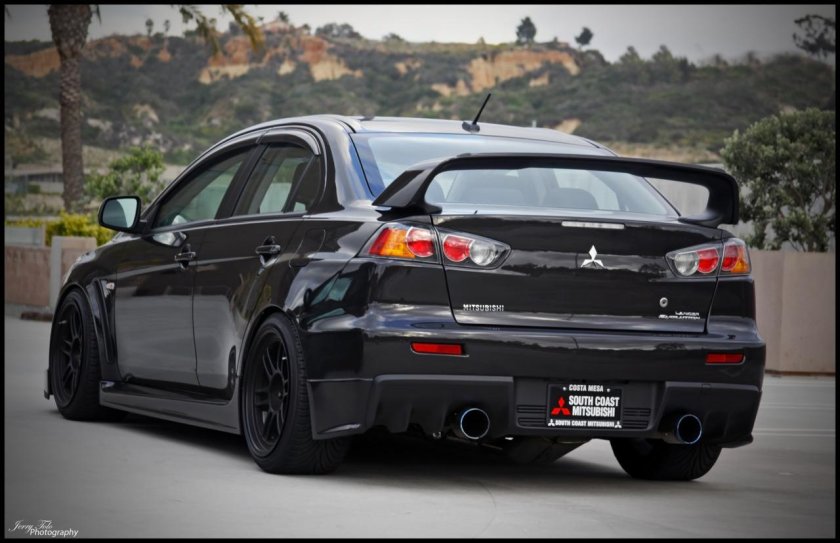Mitsubishi Lancer 10 EVO Spoiler