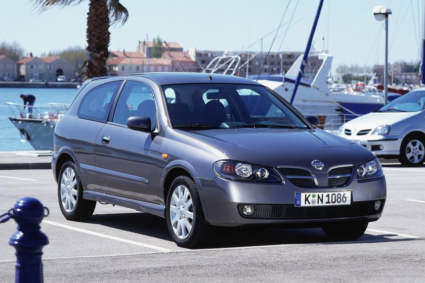 Nissan Almera