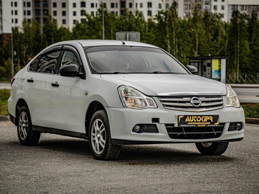 Nissan almera 2014