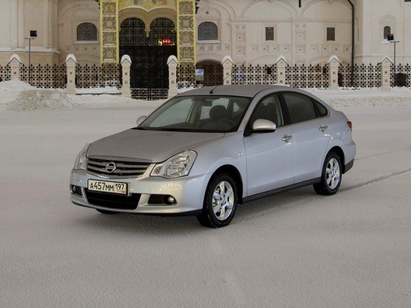 Nissan Almera g15