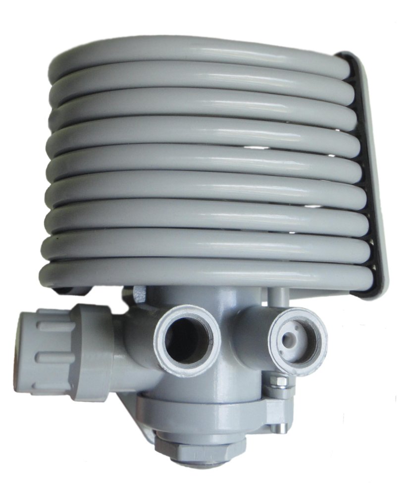 Влагомаслоотделитель 16-3512010 с регулятором давления. (Автокомпонент)