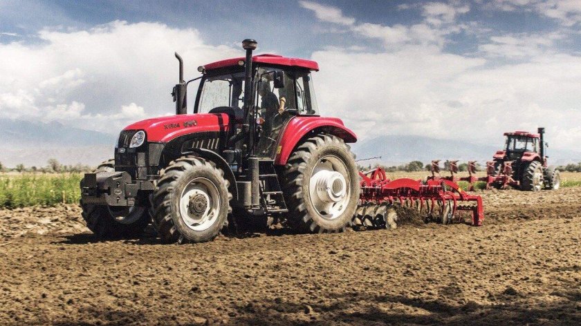 Трактор YTO x1304