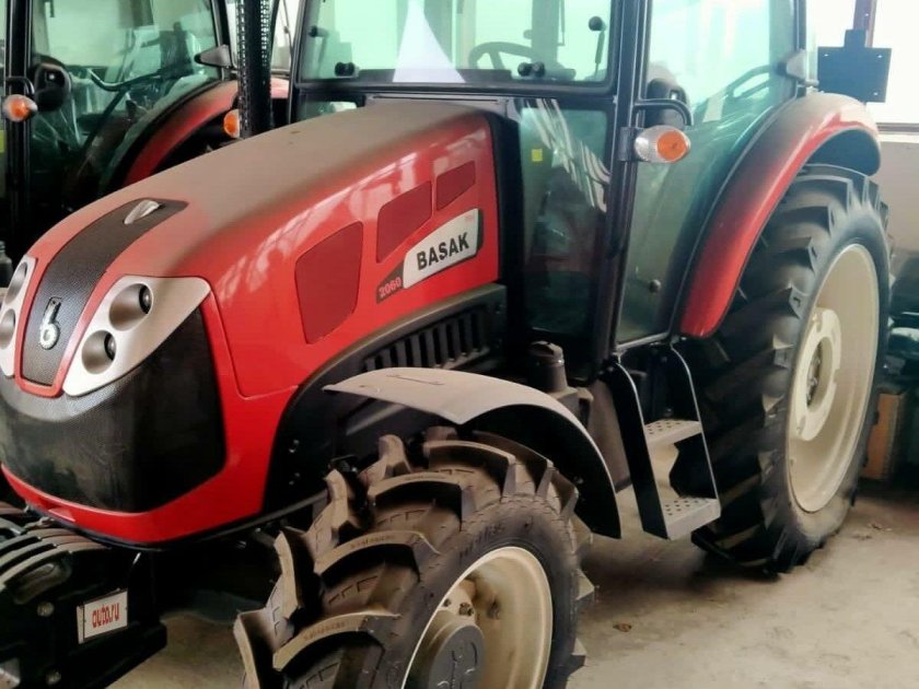 Трактор Basak 2110s
