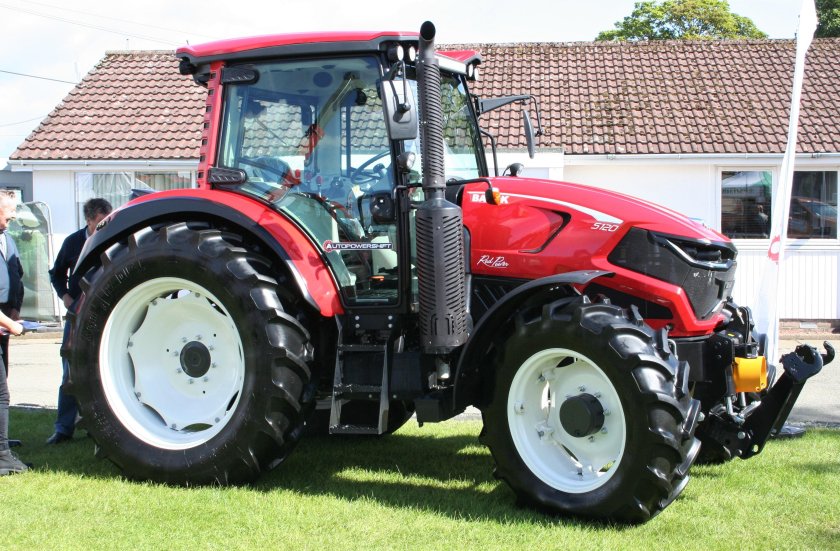 Трактор Basak 2110s