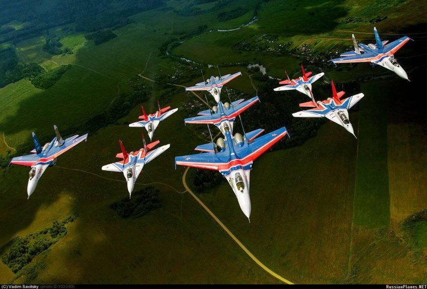 Миг-29 пилотажная группа русские Витязи