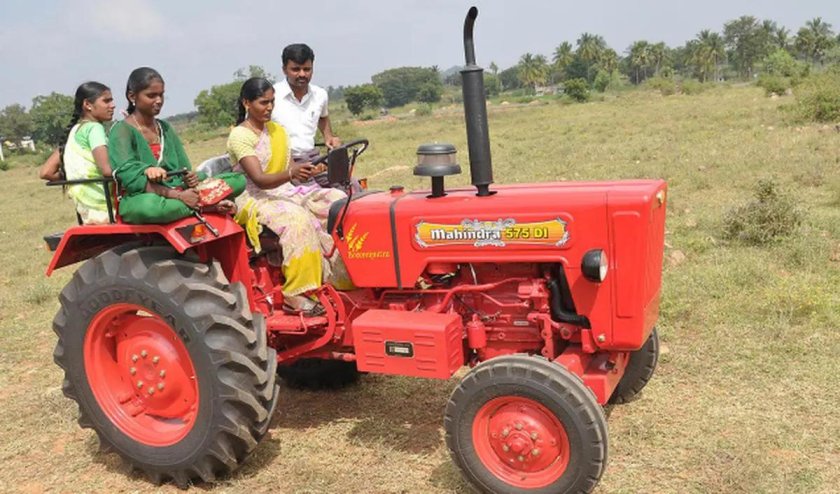 Индийский трактор Махиндра
