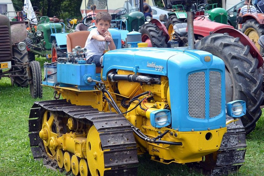 Трактор Буян