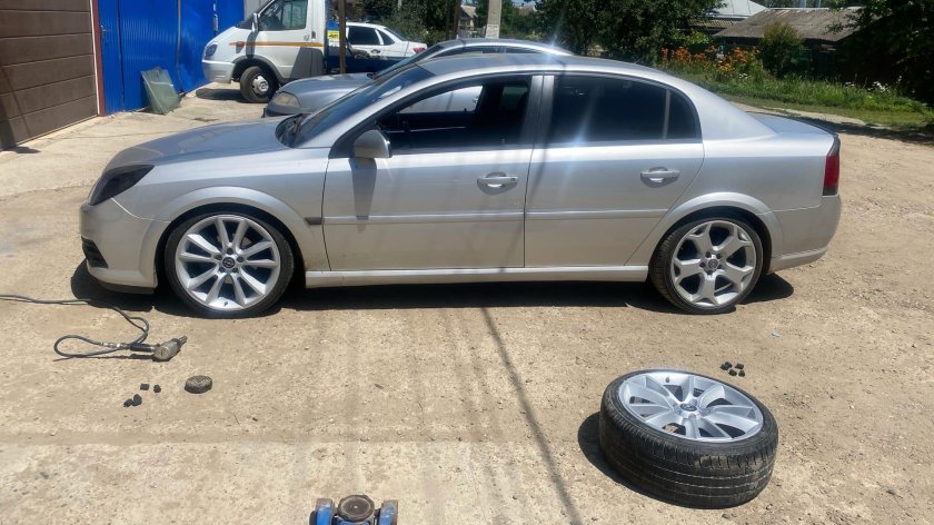Opel Vectra c r18