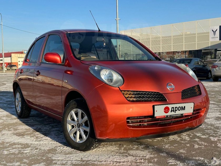 Ниссан Марч 2002