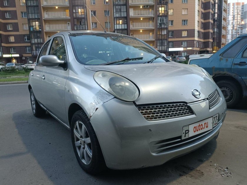 Ниссан Марч 2002
