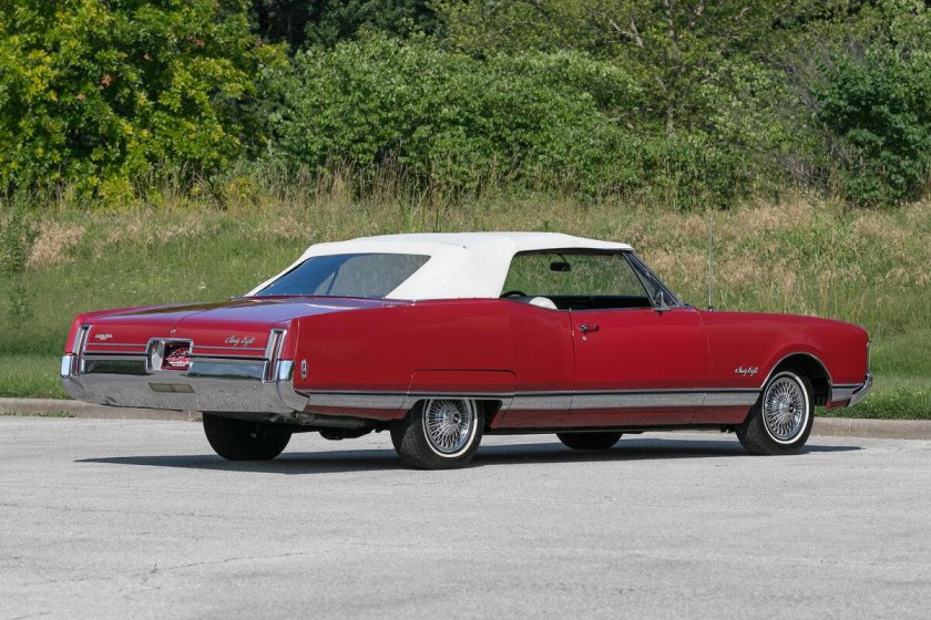 Олдсмобиль 98