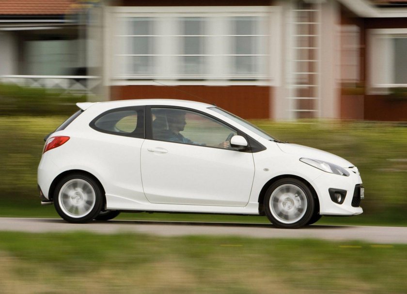 Mazda 2 3 Door