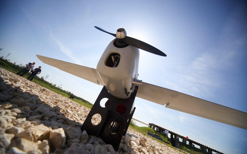 Беспилотный самолет