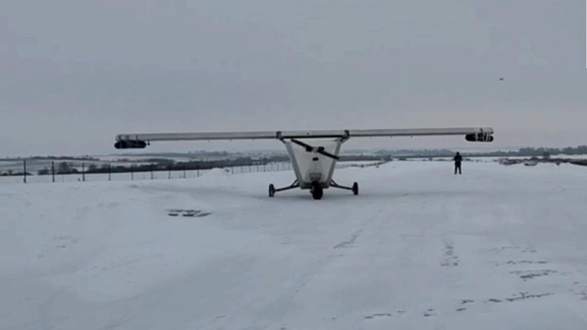 Беспилотный летательный аппарат самолетного типа