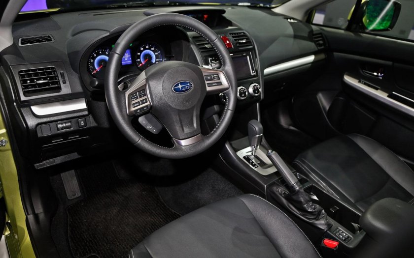 Subaru XV 2014 салон