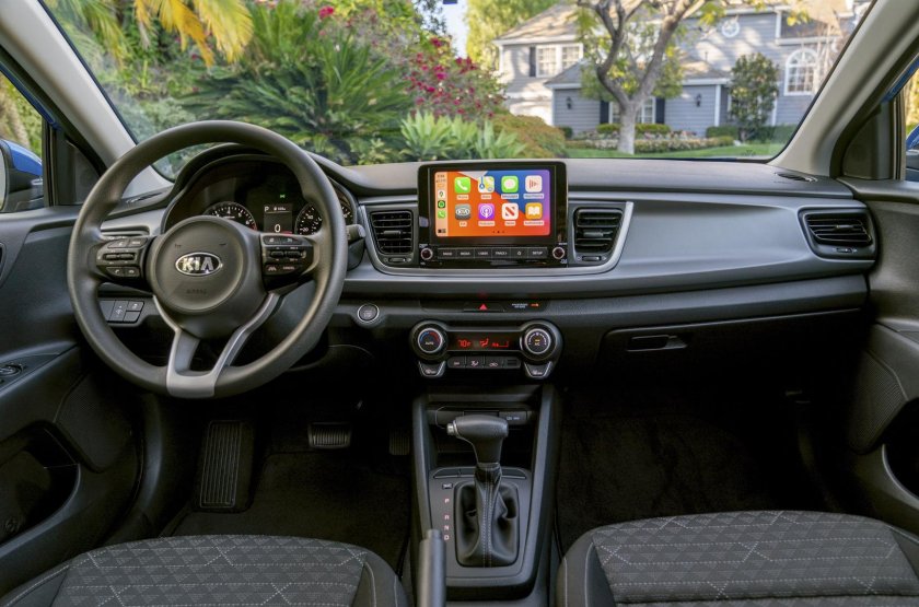 Kia Rio 2021 Interior
