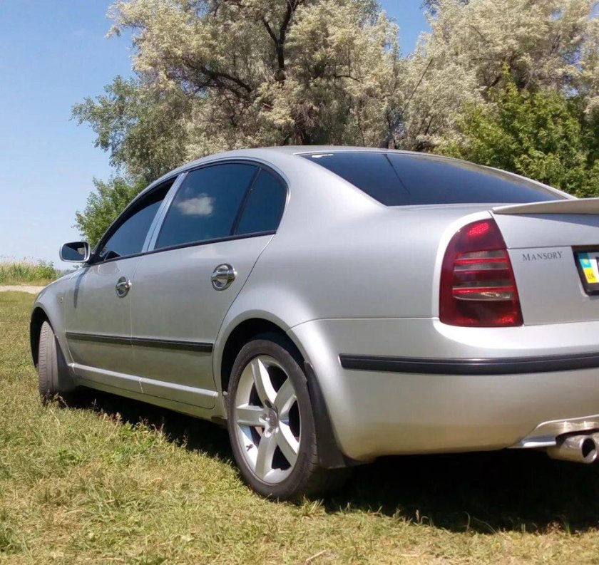 Шкода Суперб 1