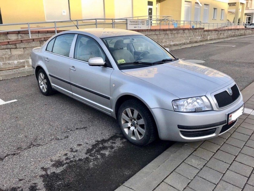 Шкода Суперб 2006 года