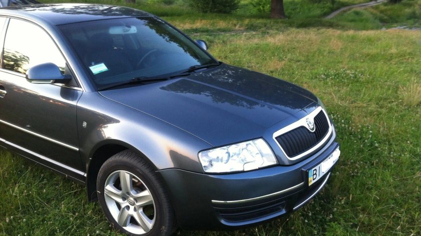 Шкода Суперб 2006 года