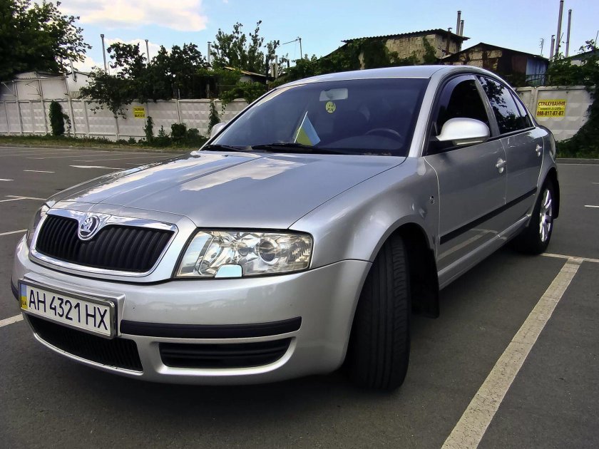 Skoda Superb 2006