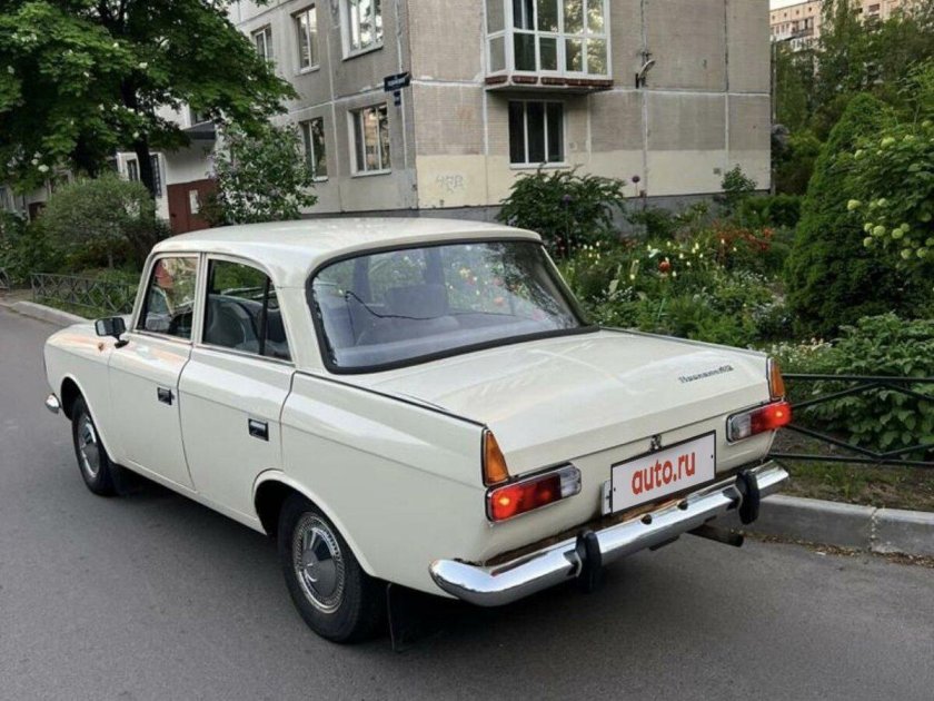 Москвич 412 белый