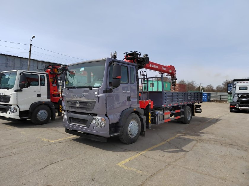 HOWO t5g манипулятор