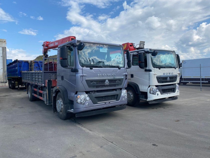 Бортовой автомобиль Хово