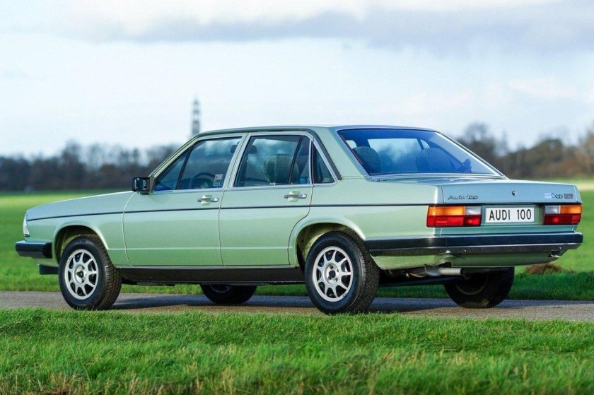 Ауди 100 с 3 кватро