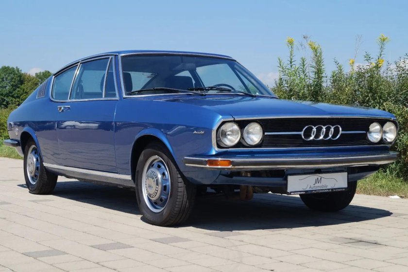 Audi 100 coupe