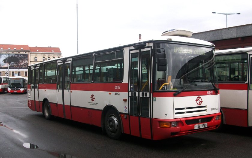 Karosa b 731