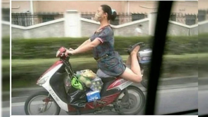 Мопед смешной