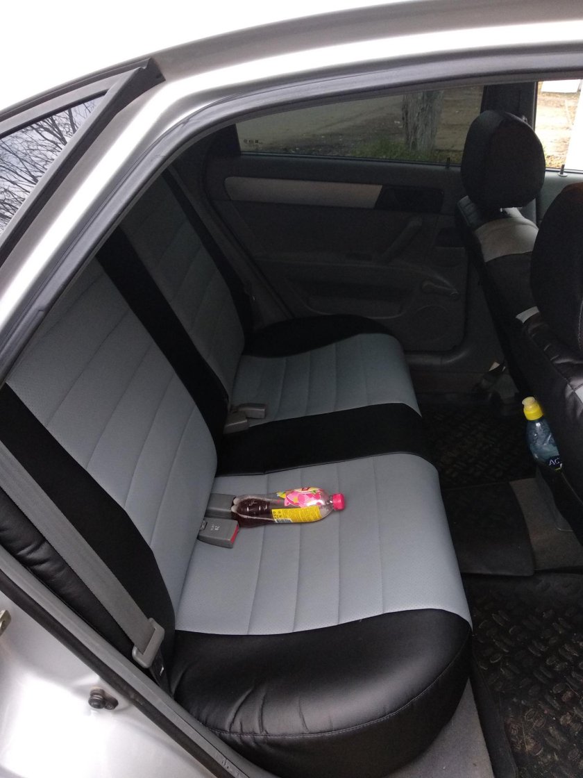 Чехлы на Шевроле Лачетти седан