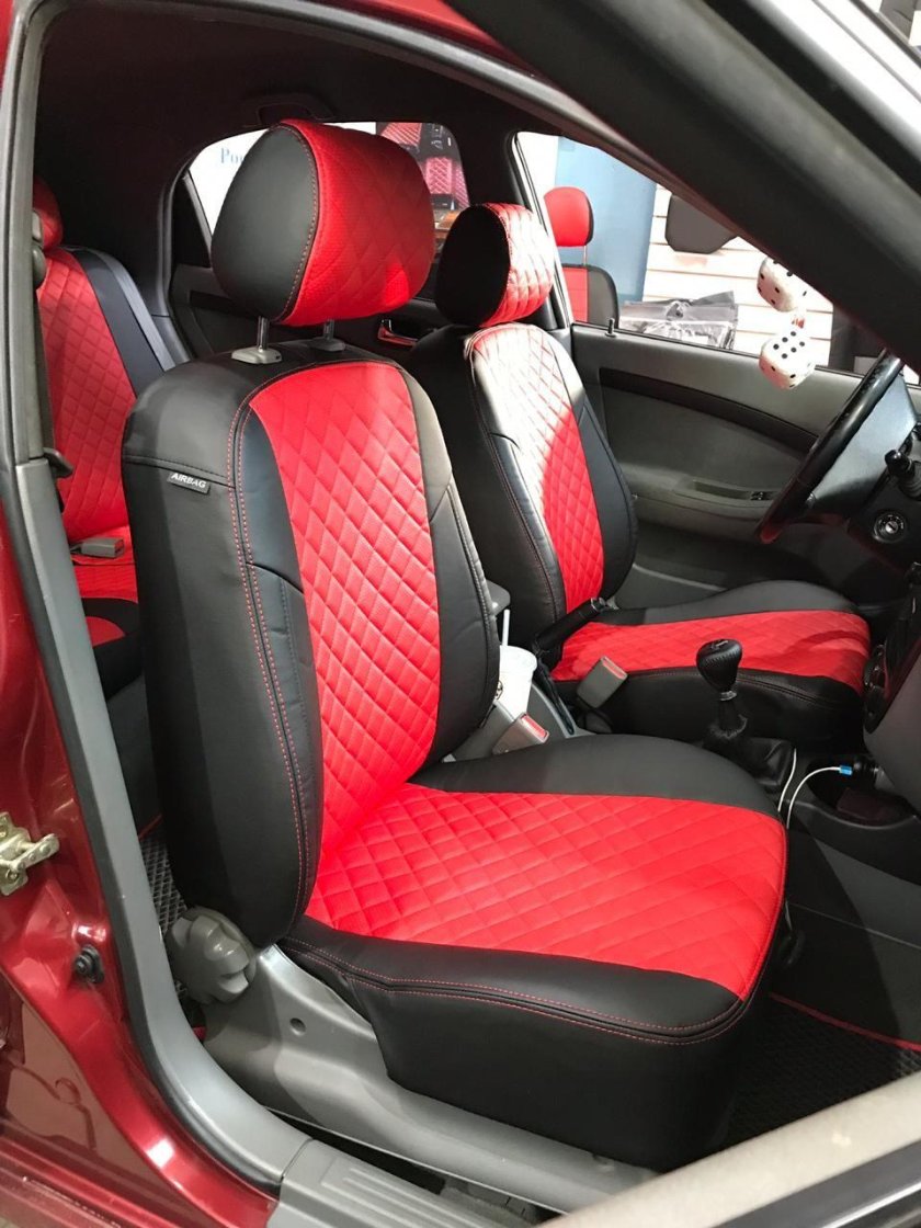 Чехлы Автопилот ромб черный красный