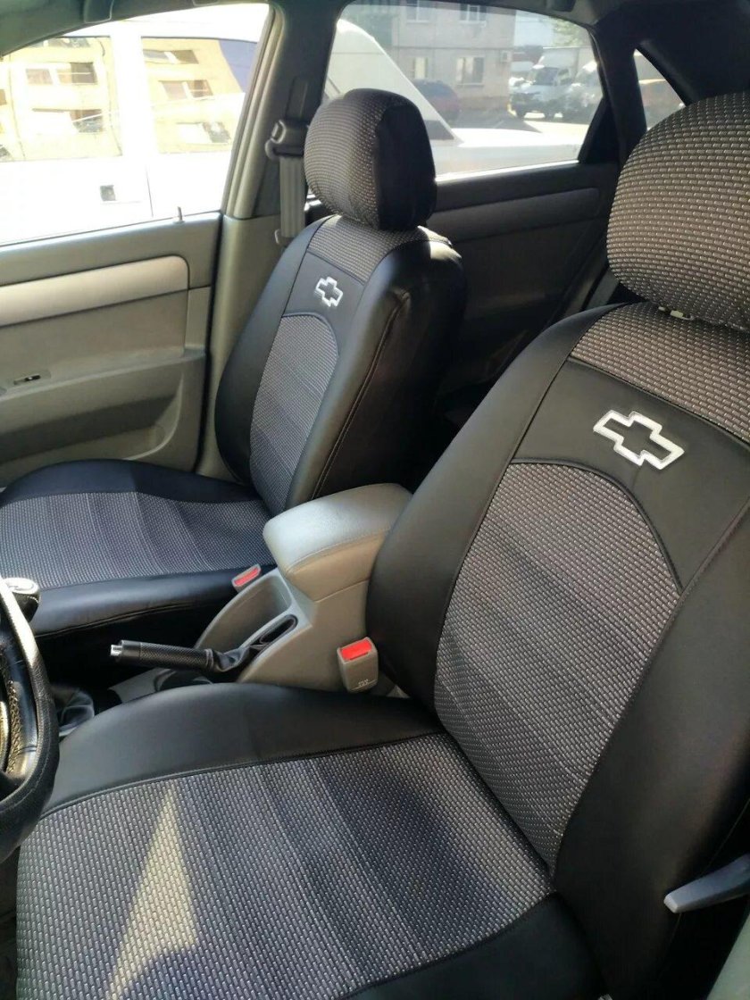 Чехлы на Шевроле Лачетти седан