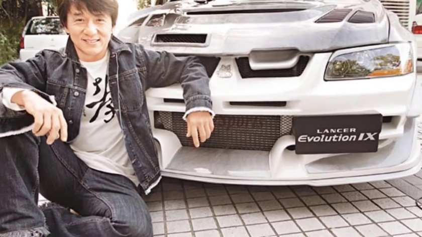 Доспехи Бога 2 машина Джеки Чана