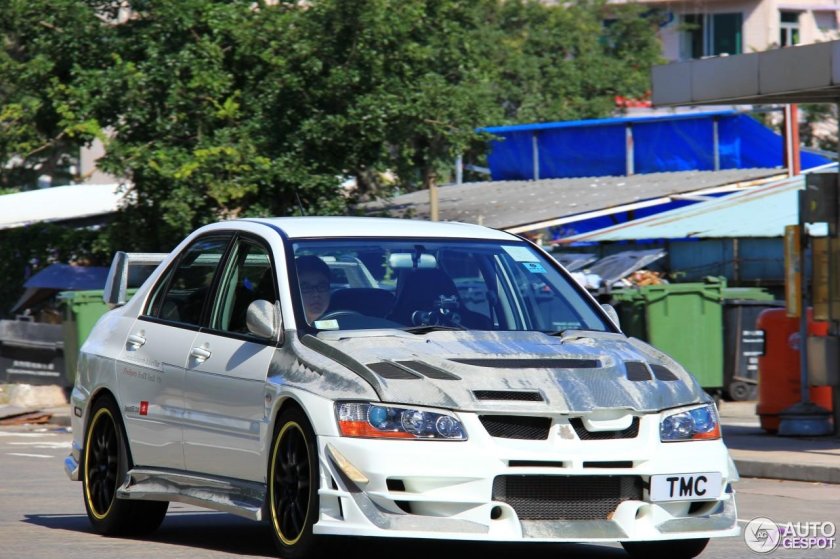 Mitsubishi Lancer Evolution 9 Джеки Чана