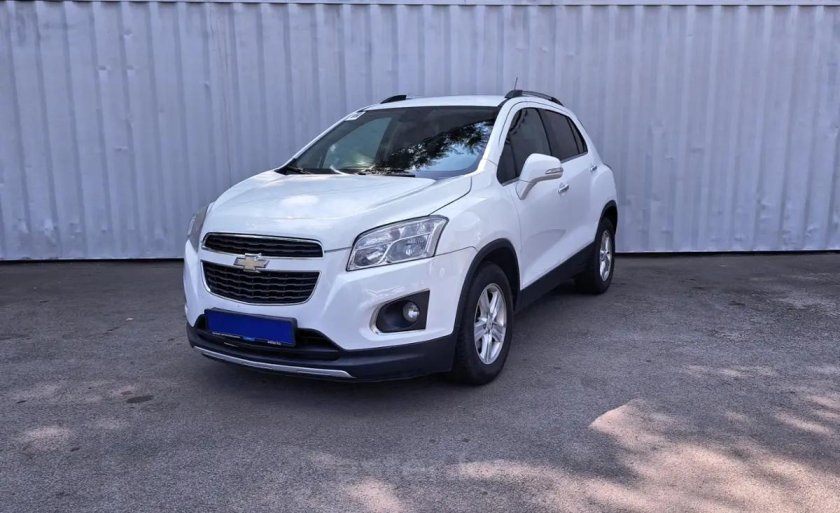 Шевроле трекер 2013г