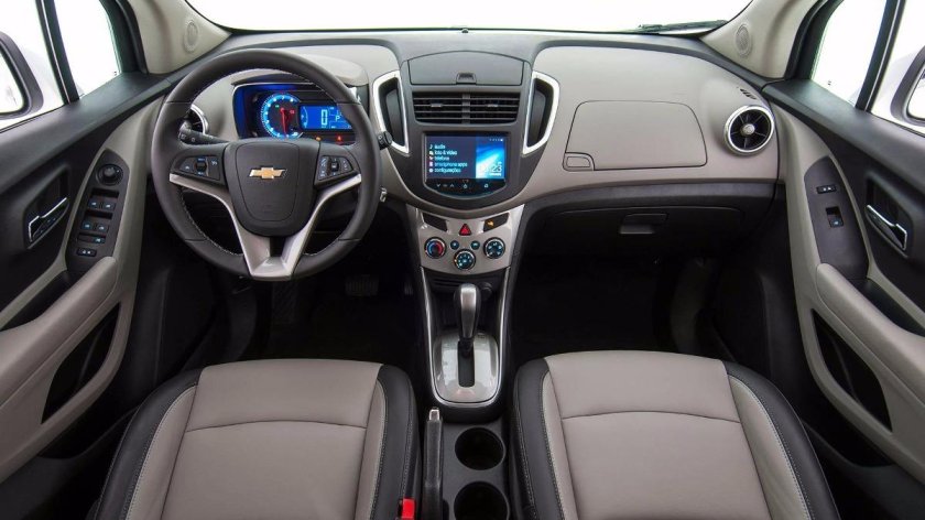 Chevrolet Tracker 2021 салон