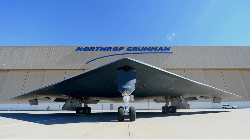 Самолет Northrop Grumman