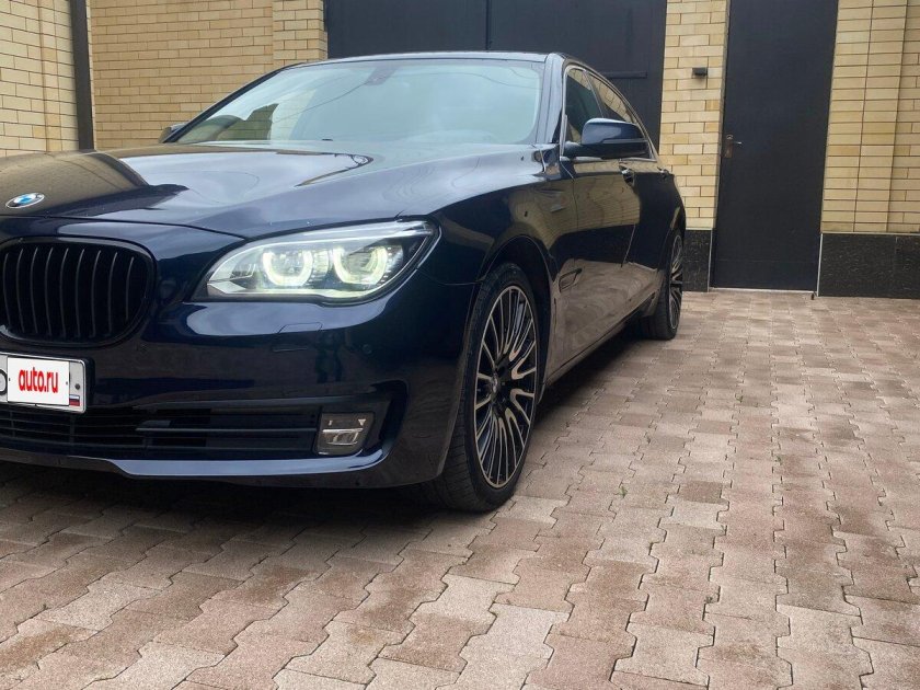 Bmw 750 li xdrive