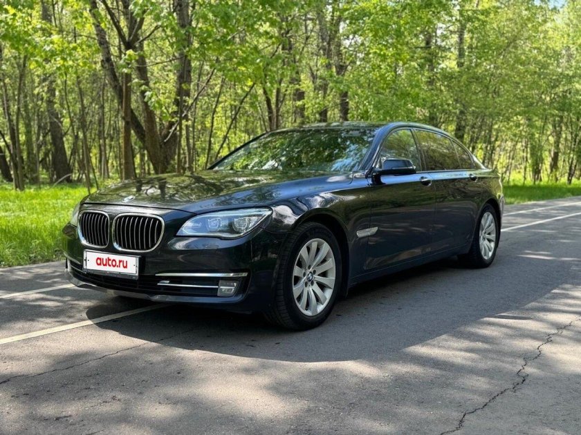 Бмв 7 серии 2010