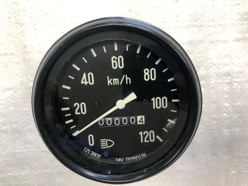 Спидометр КАМАЗ 5320 электронный