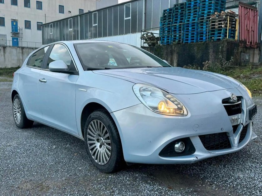 Alfa romeo giulietta iii