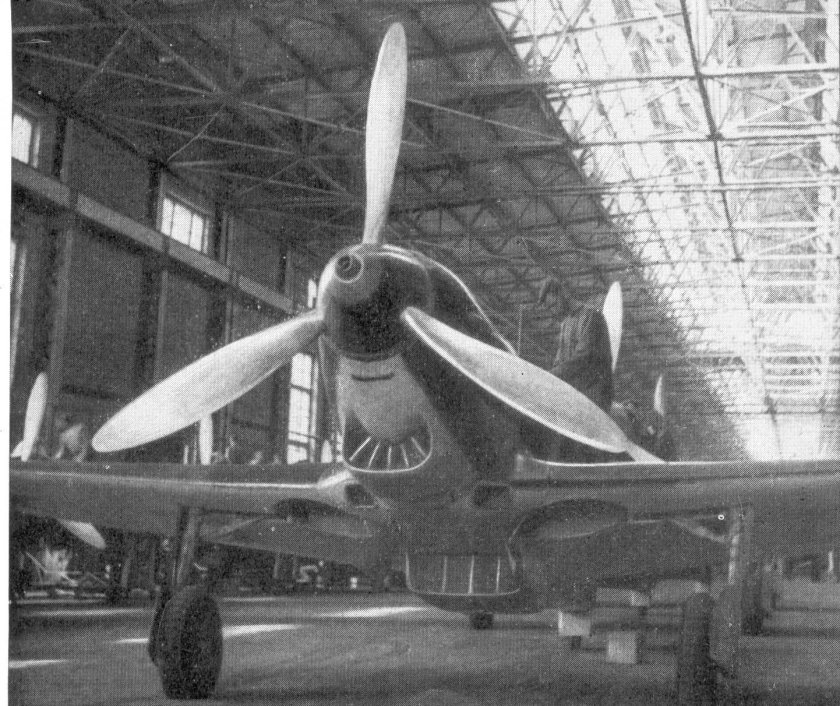 Як-7 истребитель