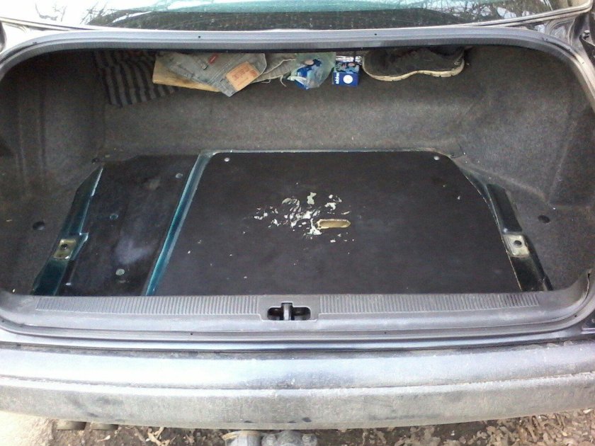 Багажник Ауди 100 с4