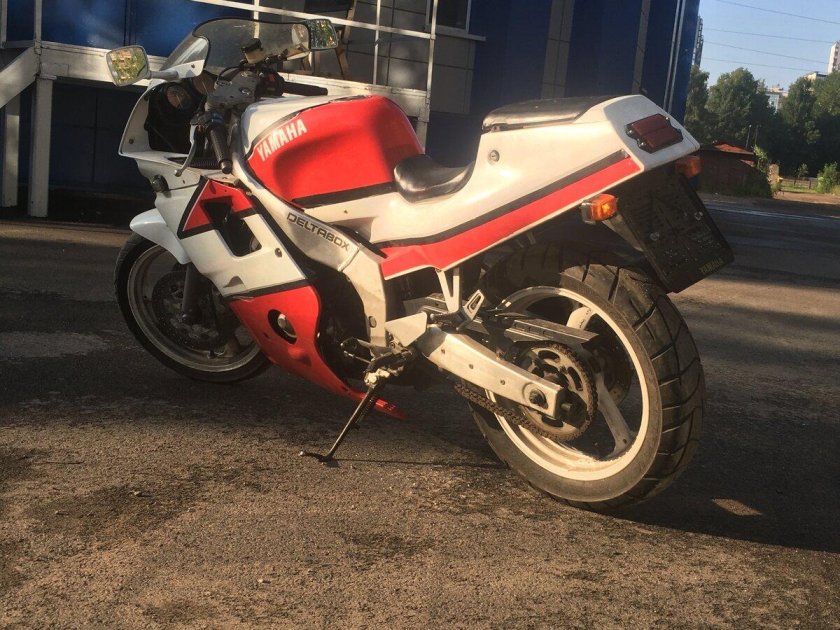 Yamaha fzr 250