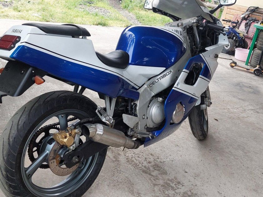 Сузуки джиксер 400