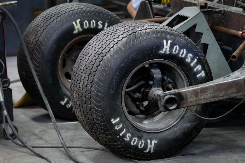 Бэтмобиль тумблер передний мост